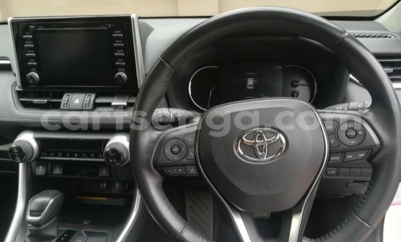 Buy Used Toyota RAV4 White Car in Ezulwini in Hhohho Buy Used Toyota RAV4 White Car in Ezulwini in Hhohho