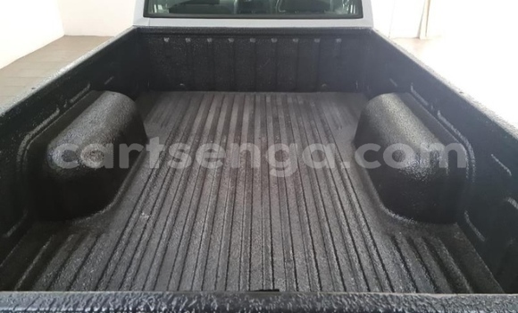 Buy Used Nissan NP 300 White Car in Ezulwini in Hhohho Buy Used Nissan NP 300 White Car in Ezulwini in Hhohho