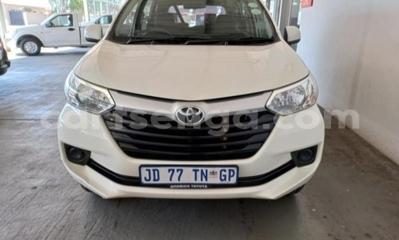 Nunua Ilio tumika Toyota Avanza White Gari ndani ya Ezulwini nchini Hhohho Nunua Ilio tumika Toyota Avanza White Gari ndani ya Ezulwini nchini Hhohho