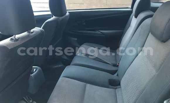 Nunua Ilio tumika Toyota Avanza Blue Gari ndani ya Ezulwini nchini Hhohho Nunua Ilio tumika Toyota Avanza Blue Gari ndani ya Ezulwini nchini Hhohho