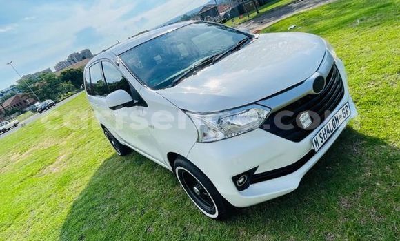 Nunua Ilio tumika Toyota Avanza White Gari ndani ya Ezulwini nchini Hhohho Nunua Ilio tumika Toyota Avanza White Gari ndani ya Ezulwini nchini Hhohho