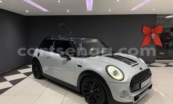 Nunua Ilio tumika MINI Hatch Blue Gari ndani ya Vuvulane nchini Wilaya ya Lubombo Nunua Ilio tumika MINI Hatch Blue Gari ndani ya Vuvulane nchini Wilaya ya Lubombo