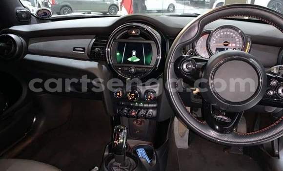 Acheter Occasion Voiture MINI Hatch Bleu à Vuvulane, Lubombo District Acheter Occasion Voiture MINI Hatch Bleu à Vuvulane, Lubombo District