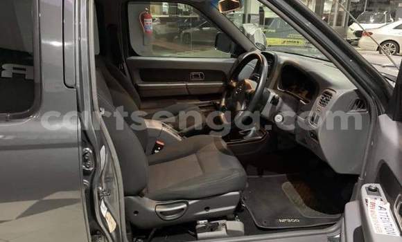 Acheter Occasion Voiture Nissan NP 300 Gris à Ezulwini, Hhohho Acheter Occasion Voiture Nissan NP 300 Gris à Ezulwini, Hhohho