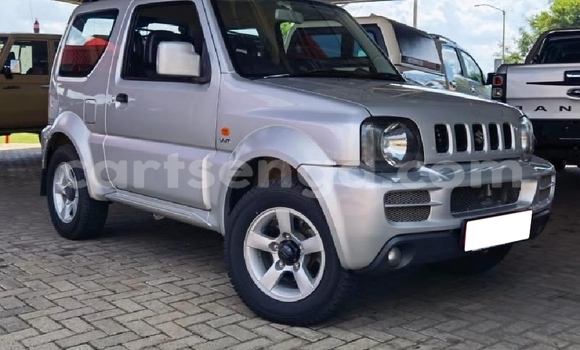 Nunua Ilio tumika Suzuki Jimny Silver Gari ndani ya Mankayane nchini Manzini Nunua Ilio tumika Suzuki Jimny Silver Gari ndani ya Mankayane nchini Manzini