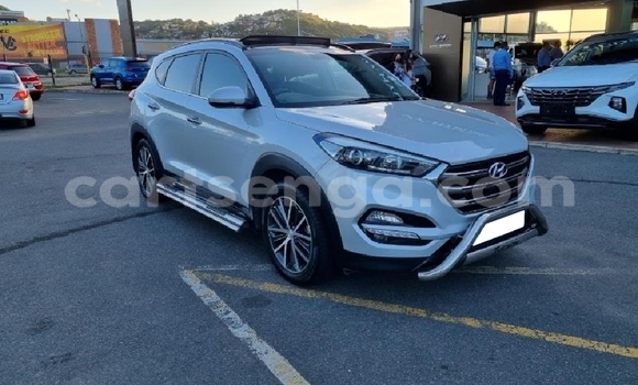 Nunua Ilio tumika Hyundai Tucson Silver Gari ndani ya Mbabane nchini Manzini