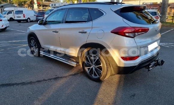 Acheter Occasion Voiture Hyundai Tucson Gris à Mbabane, Manzini Acheter Occasion Voiture Hyundai Tucson Gris à Mbabane, Manzini
