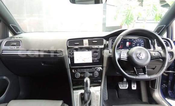 Buy Used Volkswagen Golf R Blue Car in Simunye in Lubombo District Buy Used Volkswagen Golf R Blue Car in Simunye in Lubombo District
