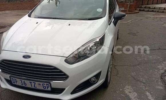 Acheter Occasion Voiture Ford Fiesta Blanc à Mbabane, Manzini Acheter Occasion Voiture Ford Fiesta Blanc à Mbabane, Manzini