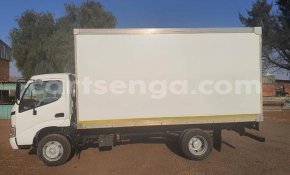 Acheter Occasion Utilitaire Toyota Dyna Blanc à Big Bend, Lubombo District Acheter Occasion Utilitaire Toyota Dyna Blanc à Big Bend, Lubombo District