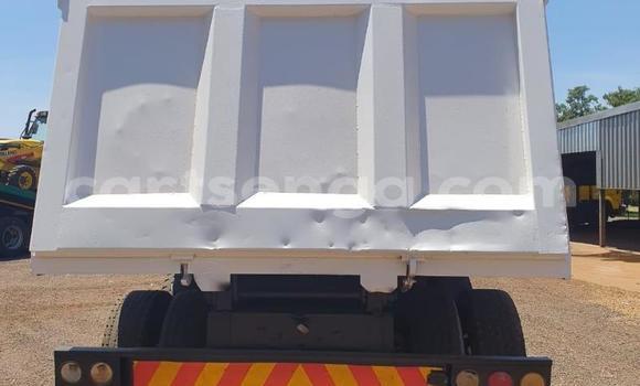 Acheter Occasion Utilitaire Hino 300 Series Blanc à Big Bend, Lubombo District Acheter Occasion Utilitaire Hino 300 Series Blanc à Big Bend, Lubombo District