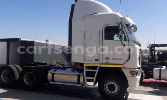Buy Used Caterpillar 120 White Truck in Mbabane in Manzini