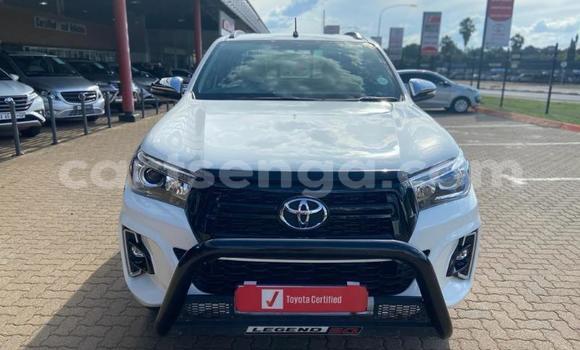 Nunua Ilio tumika Toyota Hilux White Gari ndani ya Big Bend nchini Wilaya ya Lubombo Nunua Ilio tumika Toyota Hilux White Gari ndani ya Big Bend nchini Wilaya ya Lubombo