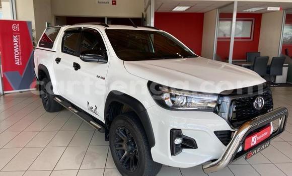 Nunua Ilio tumika Toyota Hilux White Gari ndani ya Big Bend nchini Wilaya ya Lubombo Nunua Ilio tumika Toyota Hilux White Gari ndani ya Big Bend nchini Wilaya ya Lubombo