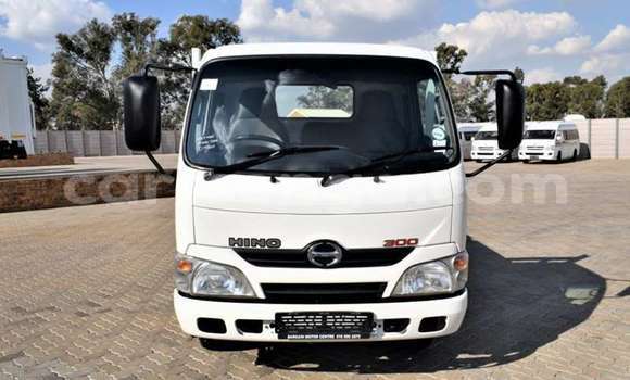 Buy Used Haima 3 White Car in Ezulwini in Hhohho