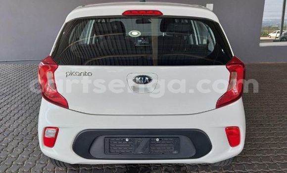 Nunua Ilio tumika Kia Picanto White Gari ndani ya Ezulwini nchini Hhohho Nunua Ilio tumika Kia Picanto White Gari ndani ya Ezulwini nchini Hhohho