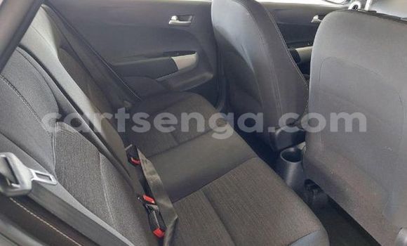 Nunua Ilio tumika Kia Picanto White Gari ndani ya Ezulwini nchini Hhohho Nunua Ilio tumika Kia Picanto White Gari ndani ya Ezulwini nchini Hhohho