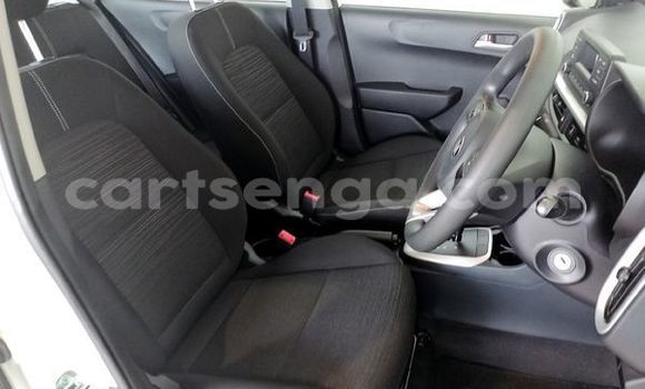 Nunua Ilio tumika Kia Picanto White Gari ndani ya Ezulwini nchini Hhohho Nunua Ilio tumika Kia Picanto White Gari ndani ya Ezulwini nchini Hhohho