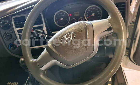 Buy Used Hyundai Chorus White Truck in Mbabane in Manzini Buy Used Hyundai Chorus White Truck in Mbabane in Manzini