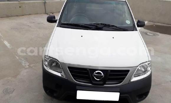 Acheter Occasion Voiture Nissan NP 300 Blanc à Bulembu, Hhohho Acheter Occasion Voiture Nissan NP 300 Blanc à Bulembu, Hhohho