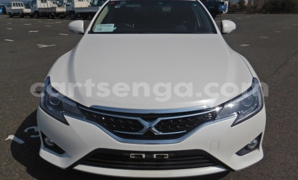 Acheter Occasion Voiture Toyota Mark X Blanc à Ezulwini, Hhohho