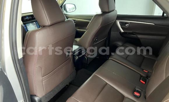 Acheter Occasion Voiture Toyota Fortuner Gris à Ezulwini, Hhohho Acheter Occasion Voiture Toyota Fortuner Gris à Ezulwini, Hhohho
