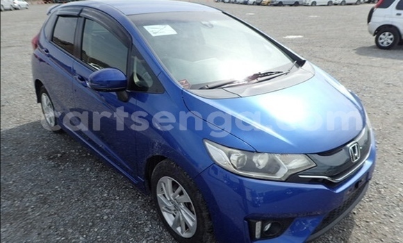 Nunua Ilio tumika Honda FIT Blue Gari ndani ya Ezulwini nchini Hhohho Nunua Ilio tumika Honda FIT Blue Gari ndani ya Ezulwini nchini Hhohho