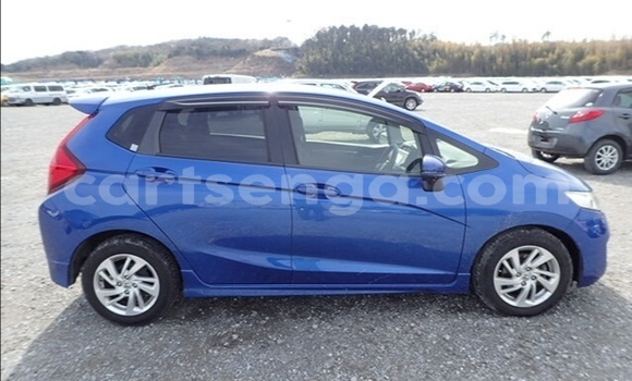 Nunua Ilio tumika Honda FIT Blue Gari ndani ya Ezulwini nchini Hhohho Nunua Ilio tumika Honda FIT Blue Gari ndani ya Ezulwini nchini Hhohho