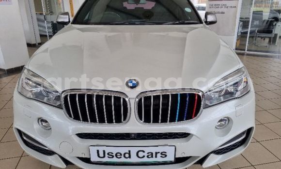 Nunua Ilio tumika BMW X6 M White Gari ndani ya Ezulwini nchini Hhohho Nunua Ilio tumika BMW X6 M White Gari ndani ya Ezulwini nchini Hhohho