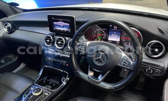 Buy Used Mercedes‒Benz C-klasse White Car in Ezulwini in Hhohho Buy Used Mercedes‒Benz C-klasse White Car in Ezulwini in Hhohho