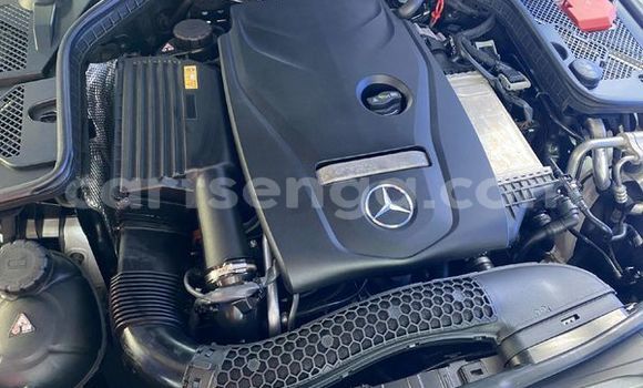 Buy Used Mercedes‒Benz C-klasse White Car in Ezulwini in Hhohho Buy Used Mercedes‒Benz C-klasse White Car in Ezulwini in Hhohho