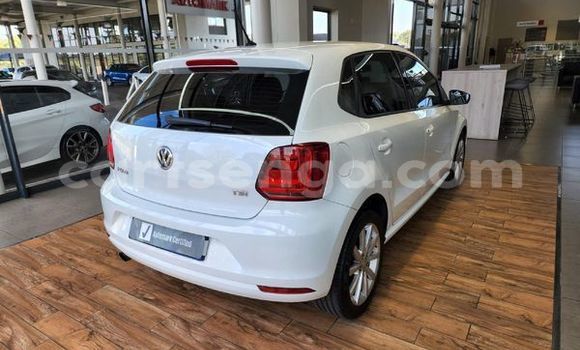 Acheter Occasion Voiture Volkswagen Polo Blanc à Ezulwini, Hhohho Acheter Occasion Voiture Volkswagen Polo Blanc à Ezulwini, Hhohho