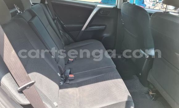 Buy Used Toyota RAV4 White Car in Ezulwini in Hhohho Buy Used Toyota RAV4 White Car in Ezulwini in Hhohho