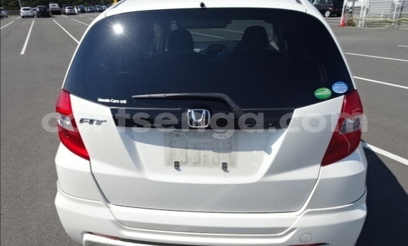Acheter Occasion Voiture Honda FIT Blanc à Ezulwini, Hhohho Acheter Occasion Voiture Honda FIT Blanc à Ezulwini, Hhohho