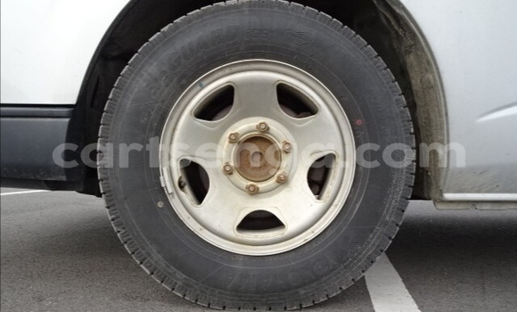 Nunua Ilio tumika Toyota Hiace Silver Gari ndani ya Ezulwini nchini Hhohho Nunua Ilio tumika Toyota Hiace Silver Gari ndani ya Ezulwini nchini Hhohho