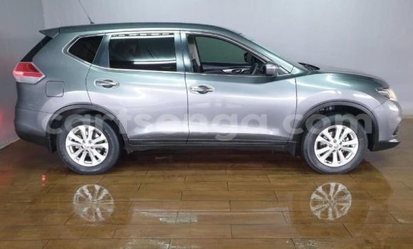 Nunua Ilio tumika Nissan X–Trail Silver Gari ndani ya Ezulwini nchini Hhohho Nunua Ilio tumika Nissan X–Trail Silver Gari ndani ya Ezulwini nchini Hhohho