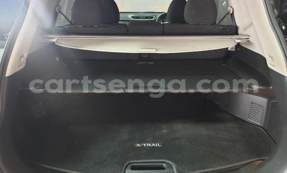 Nunua Ilio tumika Nissan X–Trail Silver Gari ndani ya Ezulwini nchini Hhohho Nunua Ilio tumika Nissan X–Trail Silver Gari ndani ya Ezulwini nchini Hhohho