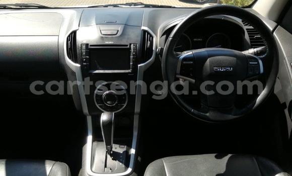 Acheter Occasion Voiture Isuzu KB Blanc à Ezulwini, Hhohho Acheter Occasion Voiture Isuzu KB Blanc à Ezulwini, Hhohho