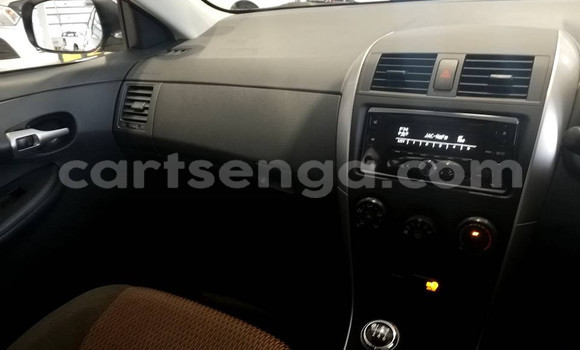 Nunua Ilio tumika Toyota Corolla Silver Gari ndani ya Ezulwini nchini Hhohho Nunua Ilio tumika Toyota Corolla Silver Gari ndani ya Ezulwini nchini Hhohho