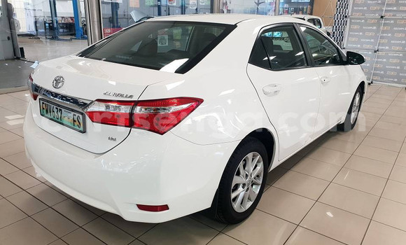 Nunua Ilio tumika Toyota Corolla White Gari ndani ya Ezulwini nchini Hhohho Nunua Ilio tumika Toyota Corolla White Gari ndani ya Ezulwini nchini Hhohho