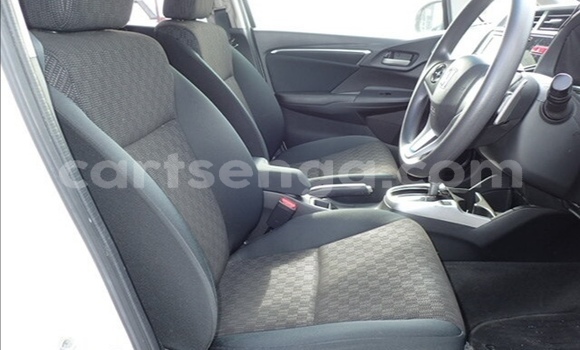 Acheter Occasion Voiture Honda FIT Blanc à Ezulwini, Hhohho Acheter Occasion Voiture Honda FIT Blanc à Ezulwini, Hhohho