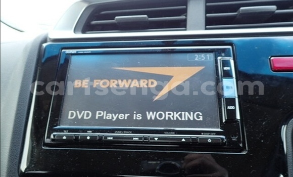 Acheter Occasion Voiture Honda FIT Blanc à Ezulwini, Hhohho Acheter Occasion Voiture Honda FIT Blanc à Ezulwini, Hhohho