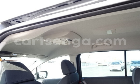 Buy Used Mazda Premacy Silver Car in Ezulwini in Hhohho Buy Used Mazda Premacy Silver Car in Ezulwini in Hhohho