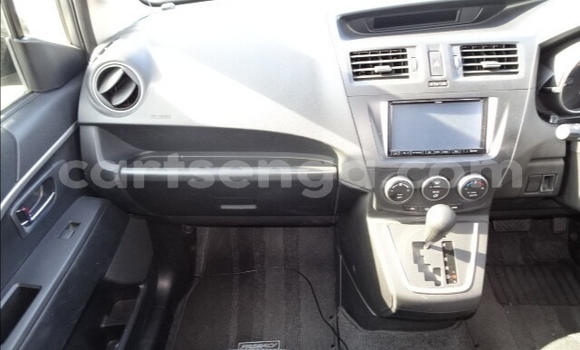 Buy Used Mazda Premacy Silver Car in Ezulwini in Hhohho Buy Used Mazda Premacy Silver Car in Ezulwini in Hhohho