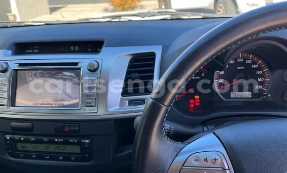 Buy Used Toyota Hilux White Car in Ezulwini in Hhohho Buy Used Toyota Hilux White Car in Ezulwini in Hhohho