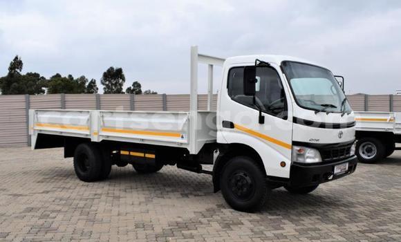 Buy Used Toyota Dyna White Car in Ezulwini in Hhohho Buy Used Toyota Dyna White Car in Ezulwini in Hhohho