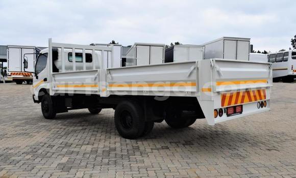 Buy Used Toyota Dyna White Car in Ezulwini in Hhohho Buy Used Toyota Dyna White Car in Ezulwini in Hhohho