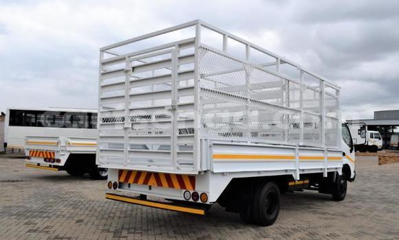 Acheter Occasion Voiture Toyota Dyna Blanc à Ezulwini, Hhohho Acheter Occasion Voiture Toyota Dyna Blanc à Ezulwini, Hhohho