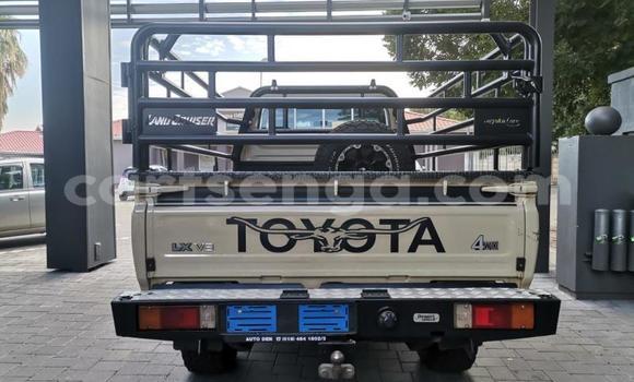 Buy Used Toyota Land Cruiser Other Car in Ezulwini in Hhohho Buy Used Toyota Land Cruiser Other Car in Ezulwini in Hhohho