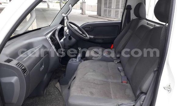 Buy Used Kia K7 White Car in Ezulwini in Hhohho Buy Used Kia K7 White Car in Ezulwini in Hhohho